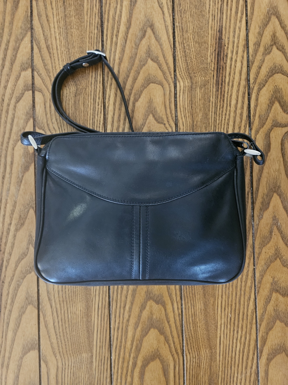 Minimalist Black Leather Crossbody Bag with Slim Adjustable Strap